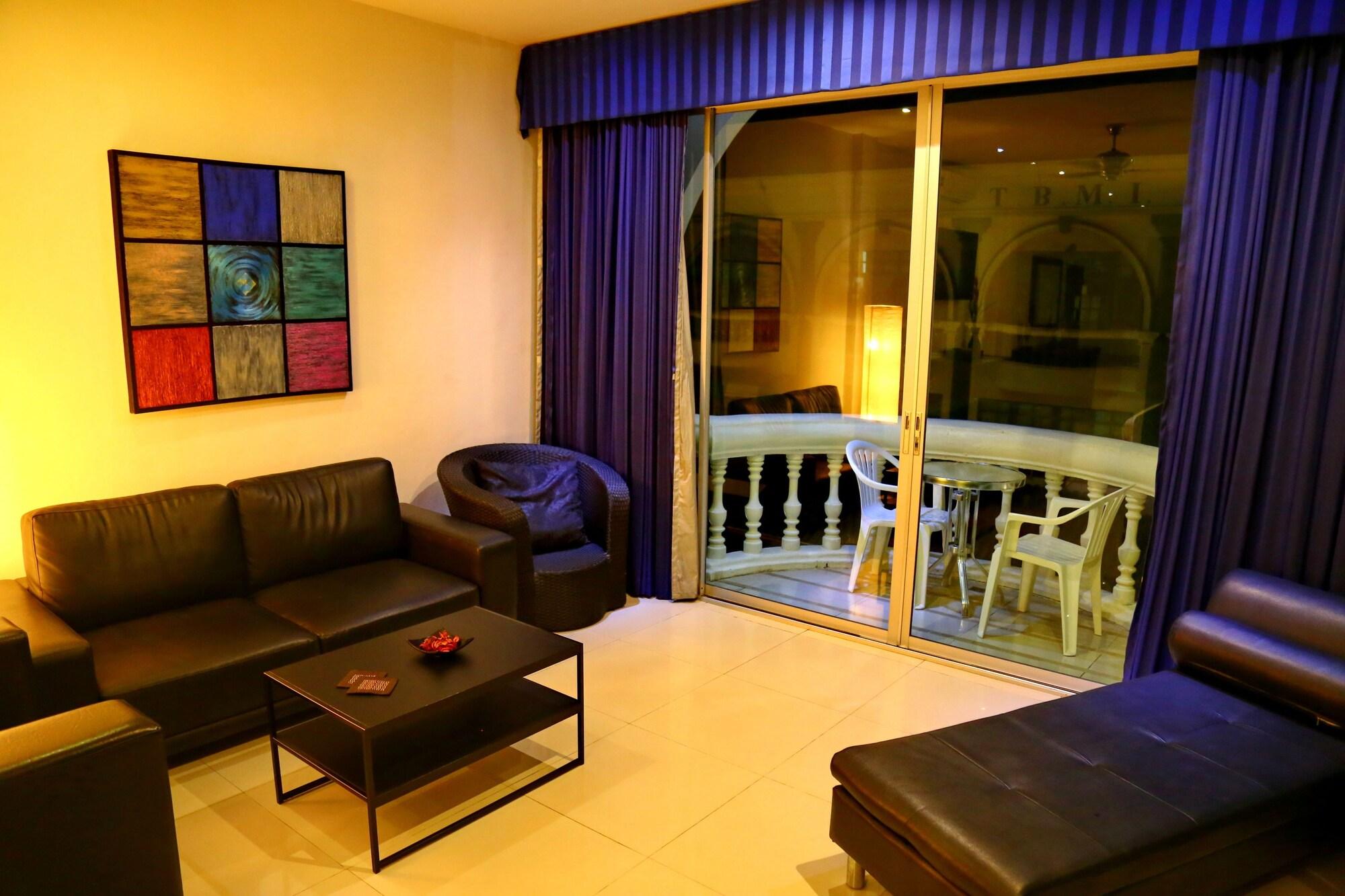 East Suites Pattaya Extérieur photo