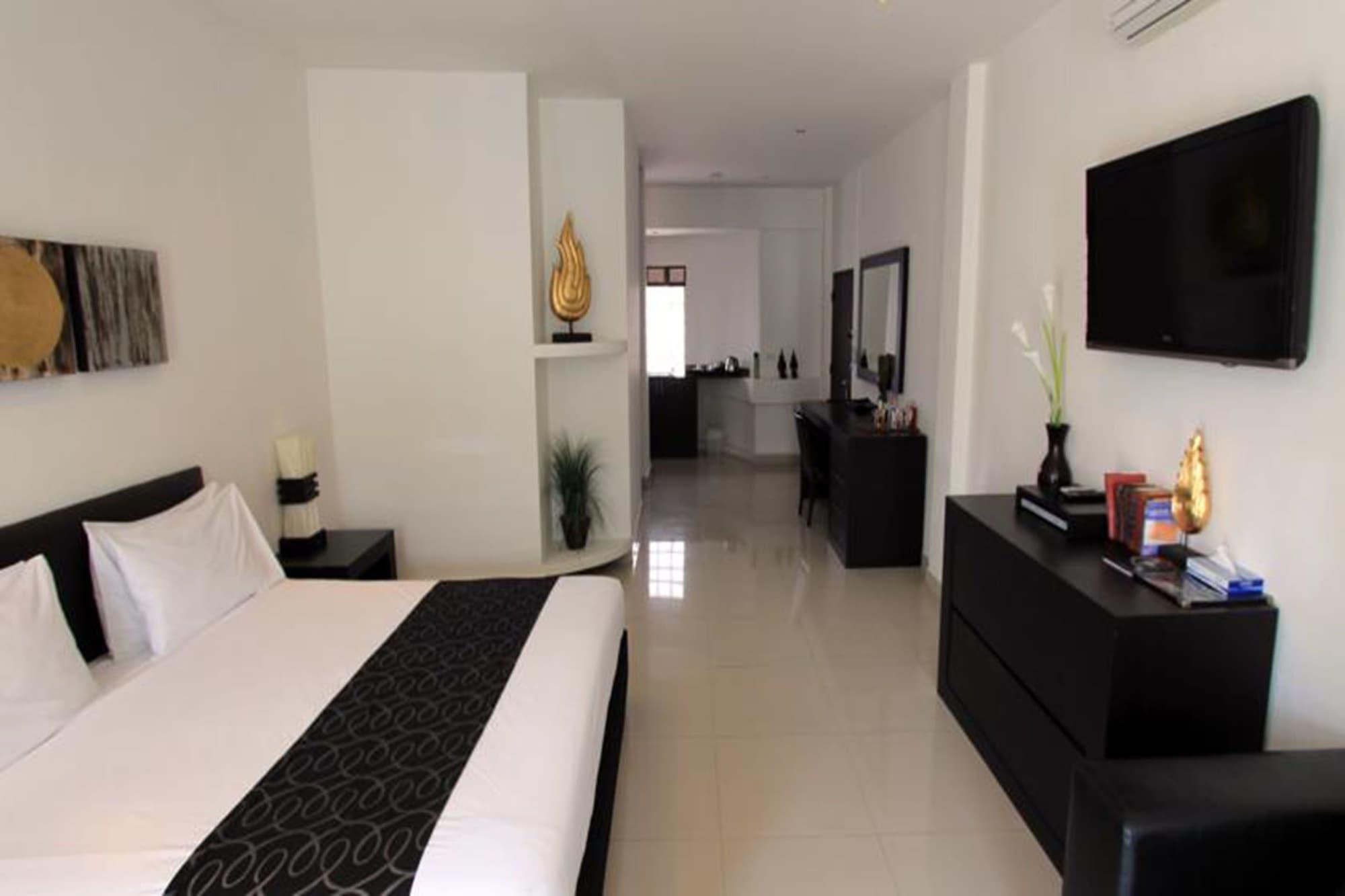 East Suites Pattaya Extérieur photo
