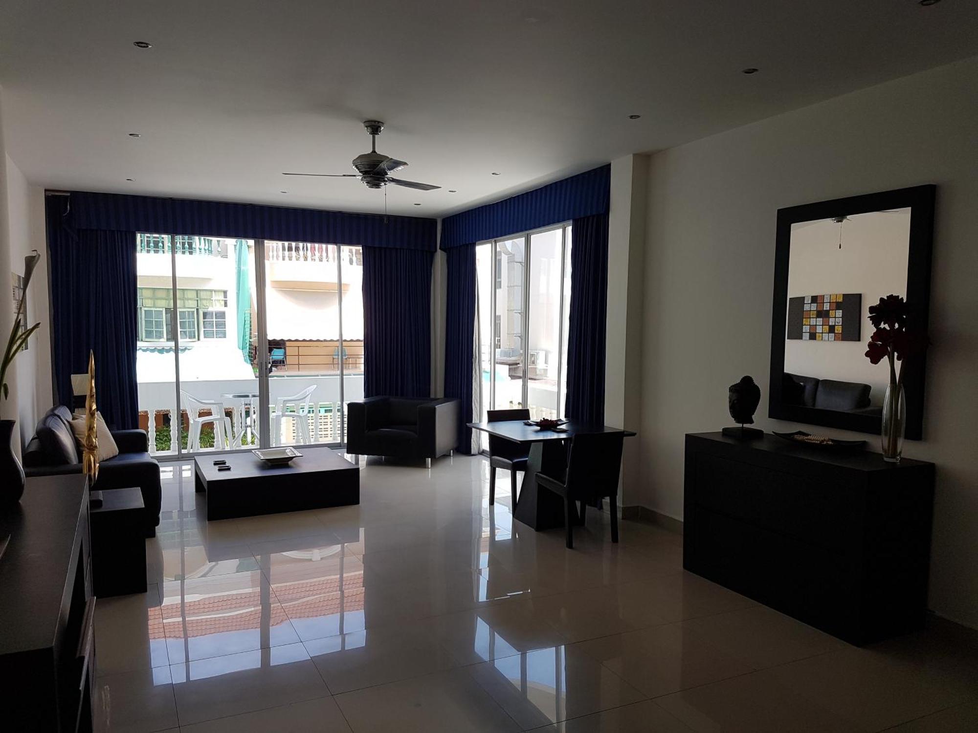 East Suites Pattaya Extérieur photo