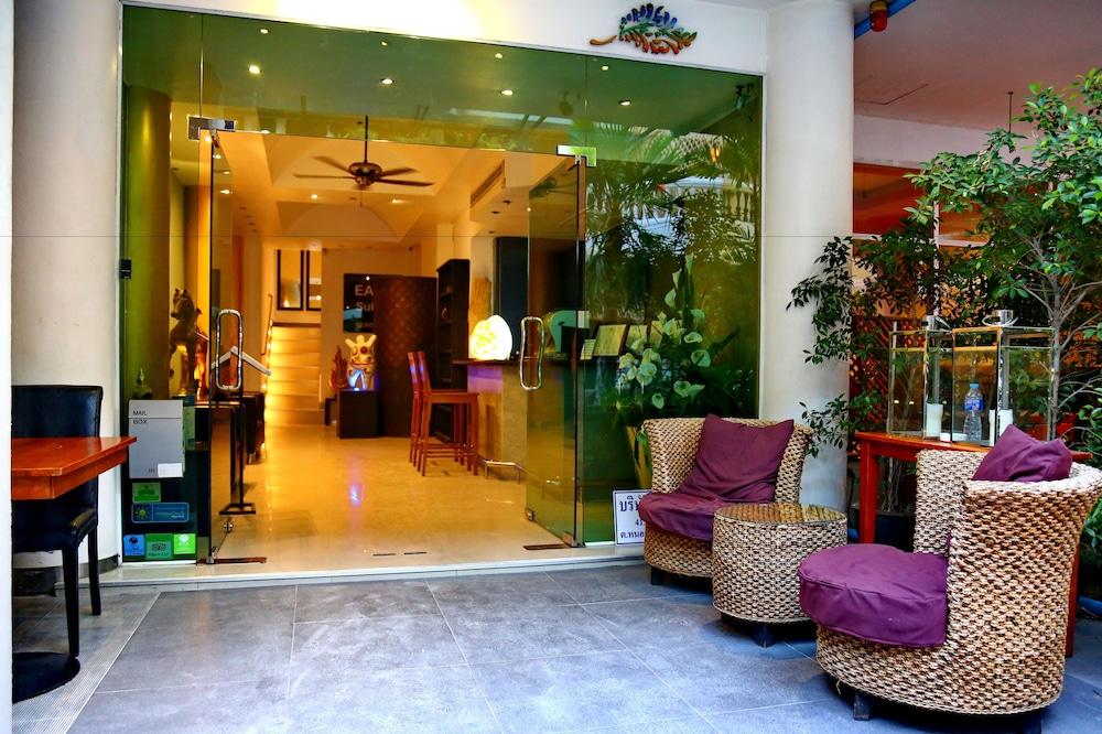 East Suites Pattaya Extérieur photo