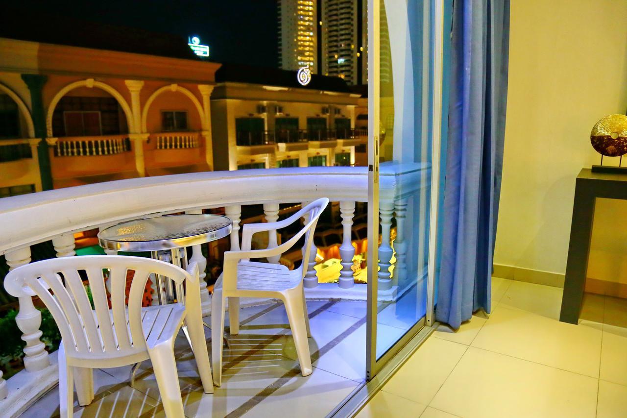 East Suites Pattaya Extérieur photo
